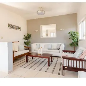 https://amplio-apartmento.greaterantilleshotels.net