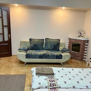 https://apartment-oksi.hotelslviv.net