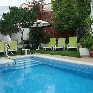 https://casa-claudia-pool-and-wifi.hotelaalgarve.com